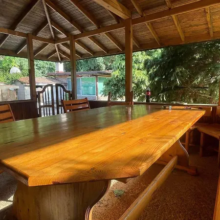 самостоятелна на 10 минути от плажа Holiday home Varna